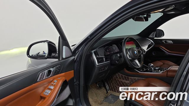 BMW X7 (G07) M50i 6STR 2021 — фото 10