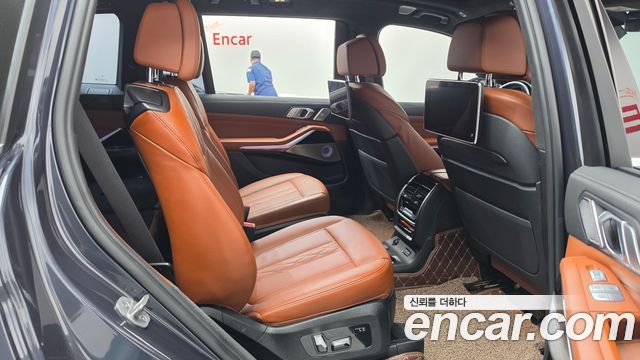 BMW X7 (G07) M50i 6STR 2021 — фото 11