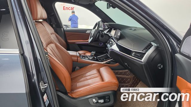 BMW X7 (G07) M50i 6STR 2021 — фото 26