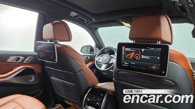 BMW X7 (G07) M50i 6STR 2021 — фото 27