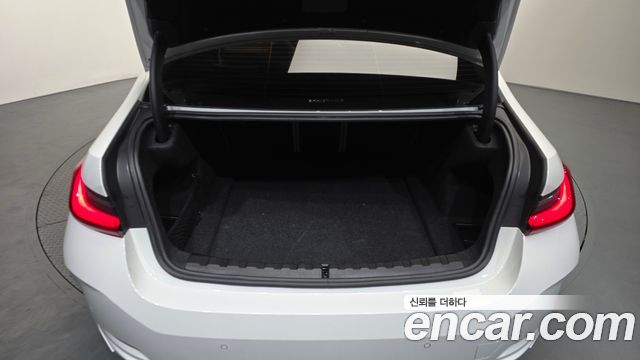 BMW 3 Series (G20) 320i 2024 — фото 17
