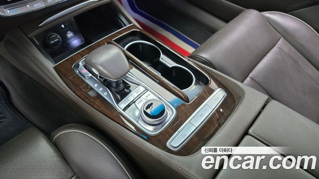 Kia K9 3.8 GDI AWD PlatinumⅢ 2020 — фото 9