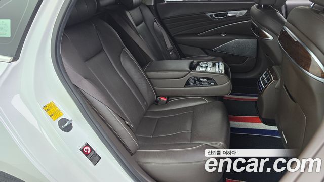 Kia K9 3.8 GDI AWD PlatinumⅢ 2020 — фото 11