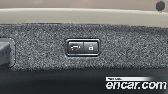 Kia K9 3.8 GDI AWD PlatinumⅢ 2020 — фото 32