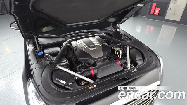 Genesis EQ900 5.0 GDI AWD Limousine Prestige 2016 — фото 6