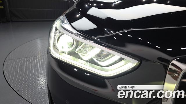 Genesis EQ900 5.0 GDI AWD Limousine Prestige 2016 — фото 22