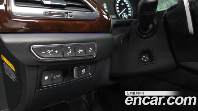 Genesis EQ900 5.0 GDI AWD Limousine Prestige 2016 — фото 29