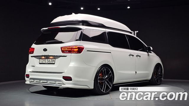 Kia Carnival Gasoline 9-seater Limousine(Special vehicle) 2020 — фото 2