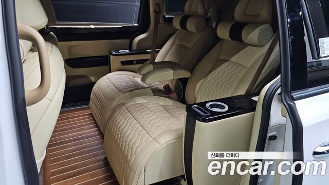 Kia Carnival Gasoline 9-seater Limousine(Special vehicle) 2020 — фото 11