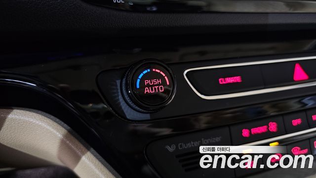 Kia Carnival Gasoline 9-seater Limousine(Special vehicle) 2020 — фото 29