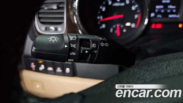 Kia Carnival Gasoline 9-seater Limousine(Special vehicle) 2020 — фото 35