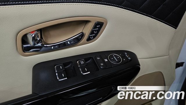 Kia Carnival Gasoline 9-seater Limousine(Special vehicle) 2020 — фото 37
