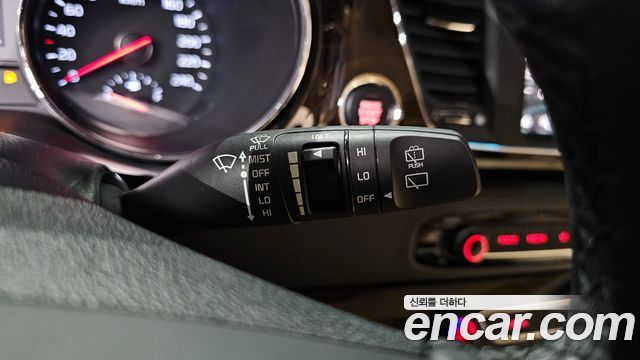 Kia Carnival Gasoline 9-seater Limousine(Special vehicle) 2020 — фото 38