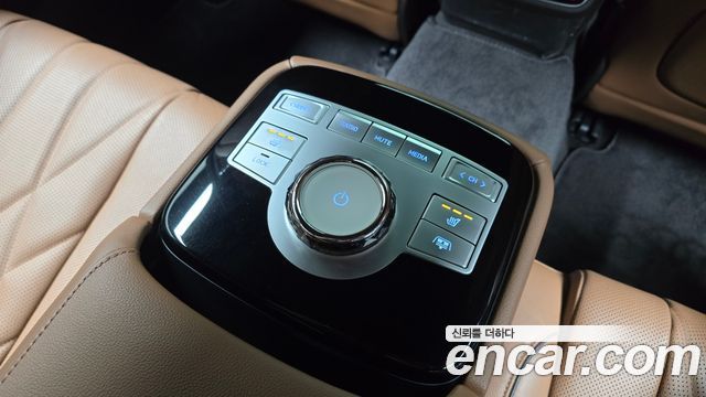 Genesis G80 (RG3) Gasoline 2.5 Turbo AWD 2023 — фото 30