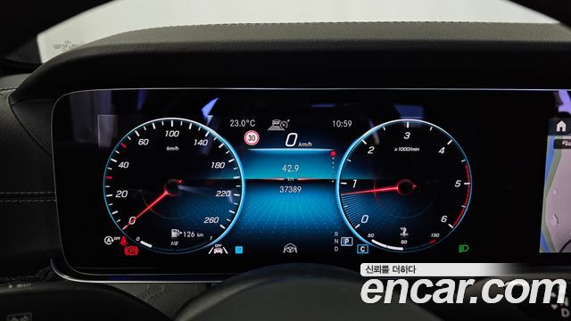 Mercedes-Benz E-Class (W213) E220d 4MATIC AMG Line 2021 — фото 8
