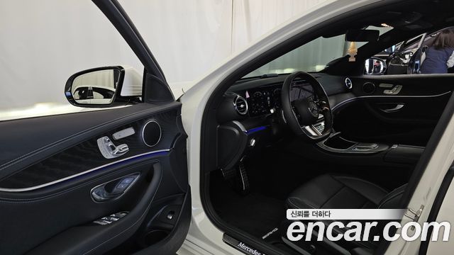 Mercedes-Benz E-Class (W213) E220d 4MATIC AMG Line 2021 — фото 10