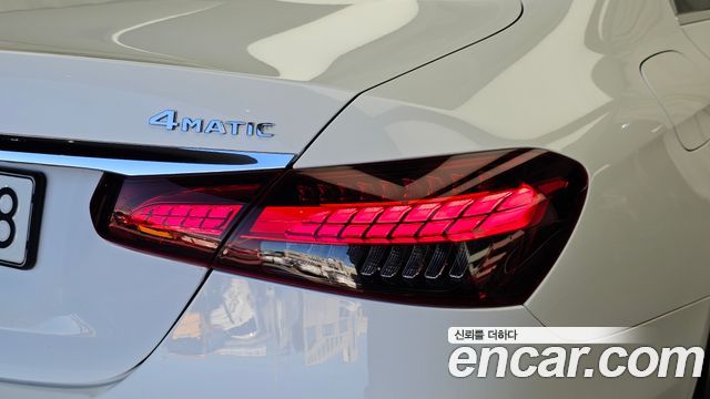 Mercedes-Benz E-Class (W213) E220d 4MATIC AMG Line 2021 — фото 23