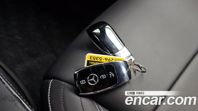 Mercedes-Benz E-Class (W213) E220d 4MATIC AMG Line 2021 — фото 33