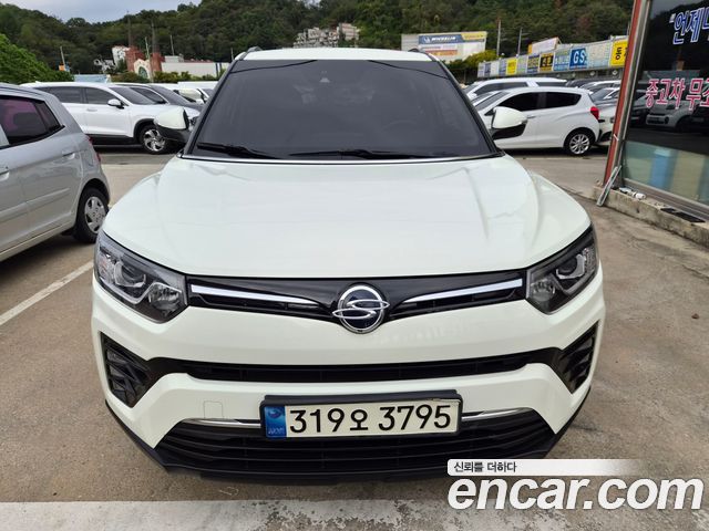 KG Mobility (SsangYong) Very New Tivoli Gasoline 1.5 2WD V3 2022 — фото 1