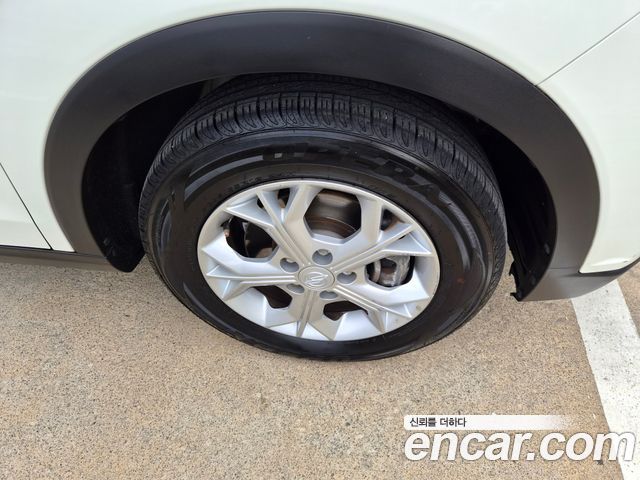 KG Mobility (SsangYong) Very New Tivoli Gasoline 1.5 2WD V3 2022 — фото 23