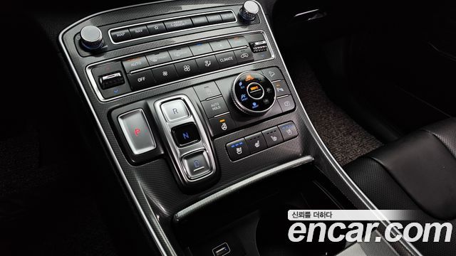 Hyundai Santa Fe Diesel 2.2 4WD Prestige 2022 — фото 9