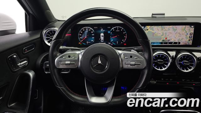 Mercedes-Benz A-Class (W177) AMG A35 4MATIC Sedan 2021 — фото 13