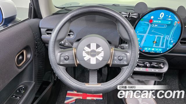 MINI Cooper C (IV) Classic 2025 — фото 16