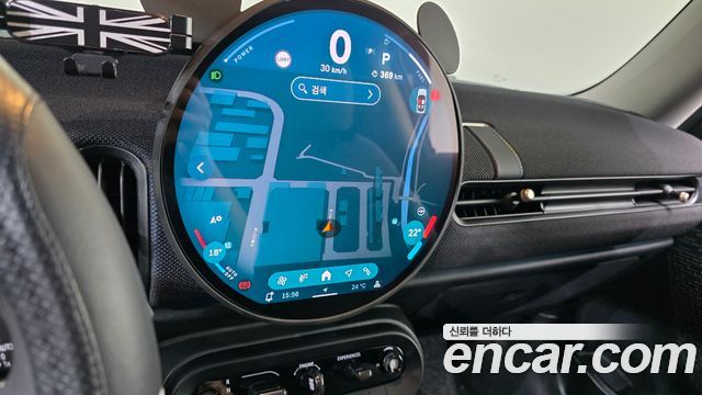 MINI Cooper C (IV) Classic 2025 — фото 18