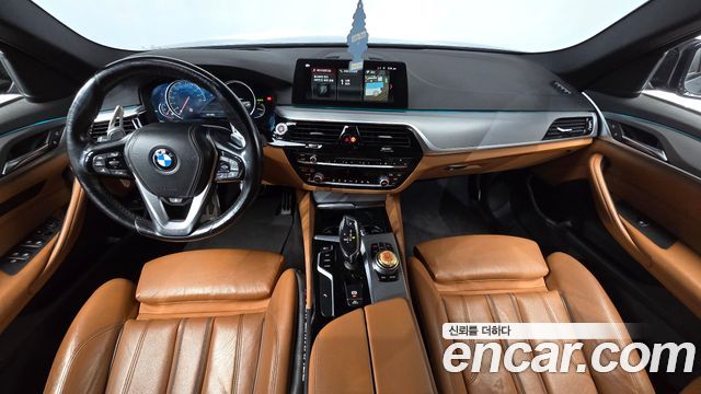 BMW 5 Series (G30) 530i xDrive M Sport Package 2017 — фото 7