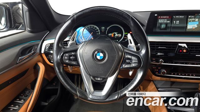 BMW 5 Series (G30) 530i xDrive M Sport Package 2017 — фото 17