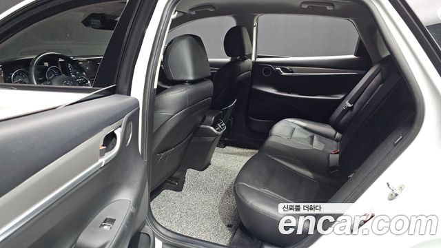 Hyundai Grandeur (IG) 3.0 LPi Rent Car Modern 2020 — фото 12