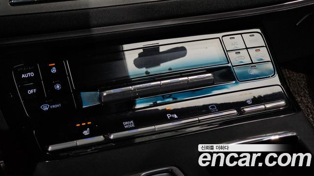 Hyundai Grandeur (IG) 3.0 LPi Rent Car Modern 2020 — фото 18