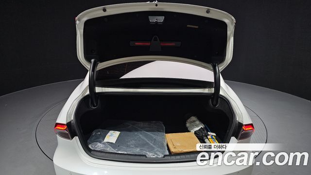 Hyundai Grandeur (IG) 3.0 LPi Rent Car Modern 2020 — фото 33