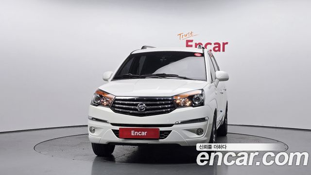 KG Mobility (SsangYong) Korando Turismo 4WD GT 11-seater 2014 — фото 3
