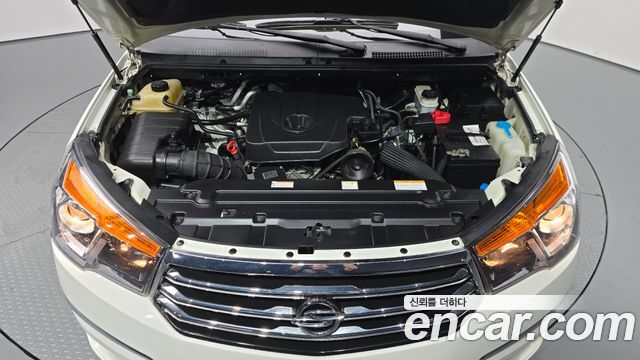 KG Mobility (SsangYong) Korando Turismo 4WD GT 11-seater 2014 — фото 6