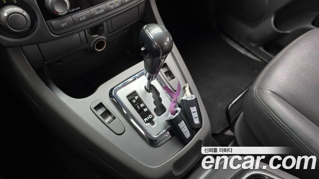 KG Mobility (SsangYong) Korando Turismo 4WD GT 11-seater 2014 — фото 9