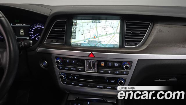 Genesis G80 3.8 GDI Finest 2018 — фото 17
