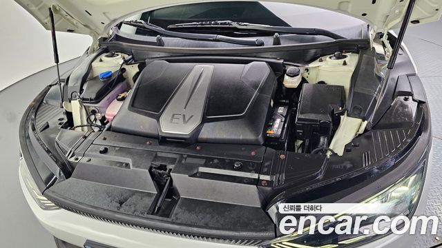 Kia EV6 Long Range Air 2022 — фото 6