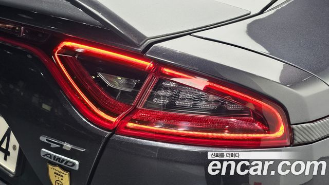 Kia Stinger 3.3 Turbo AWD GT 2020 — фото 23