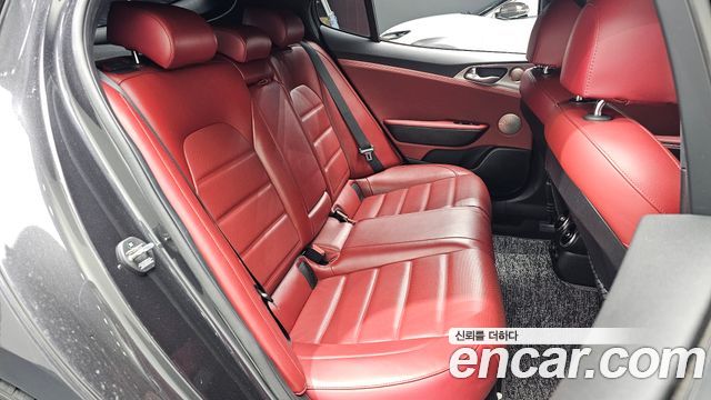 Kia Stinger 3.3 Turbo AWD GT 2020 — фото 28