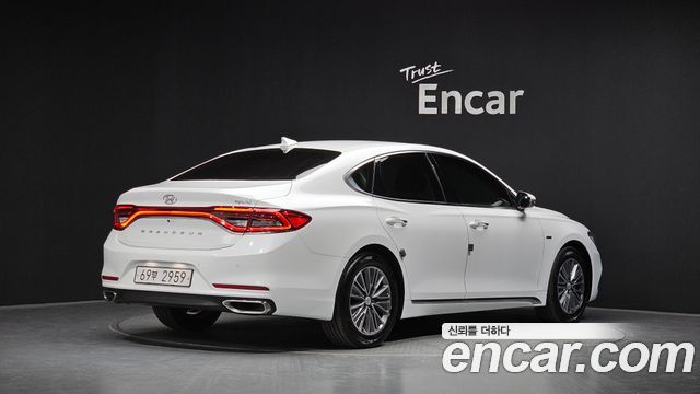 Hyundai Grandeur Hybrid (IG) Exclusive Special 2019 — фото 2
