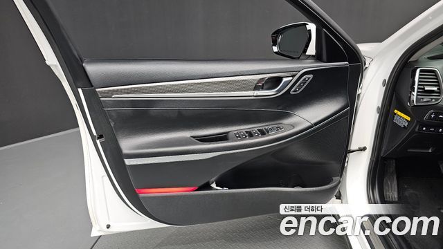 Hyundai Grandeur Hybrid (IG) Exclusive Special 2019 — фото 24