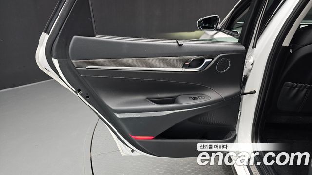 Hyundai Grandeur Hybrid (IG) Exclusive Special 2019 — фото 25