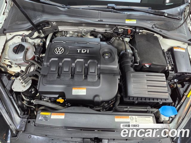 Volkswagen Golf (VII) 2.0 TDI 2016 — фото 6