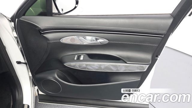 Genesis GV70 2.5T Gasoline 2WD 2023 — фото 24