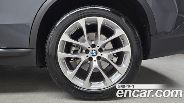 BMW X5 (G05) xDrive 45e xLine 2021 — фото 27
