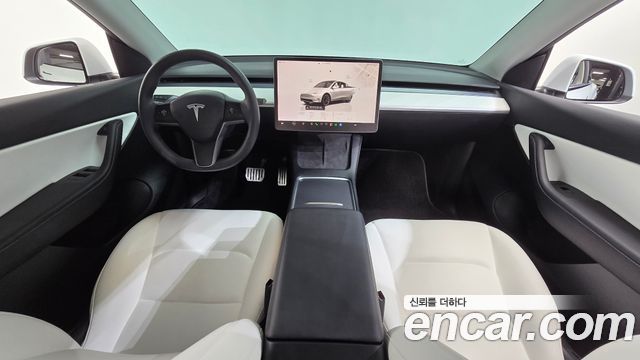 Tesla Model Y Long Range AWD 2022 — фото 7