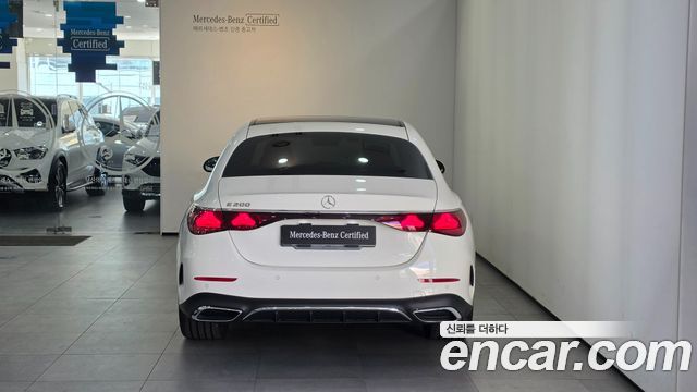 Mercedes-Benz E-Class (W214) E200 AMG Line 2026 — фото 4