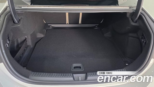 Mercedes-Benz E-Class (W214) E200 AMG Line 2026 — фото 23