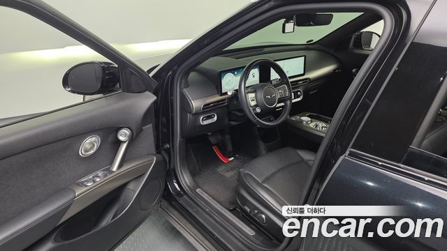 Genesis GV60 Standard 2022 — фото 11